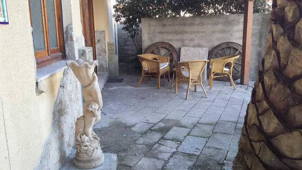 Casa Michele Apartment Pau